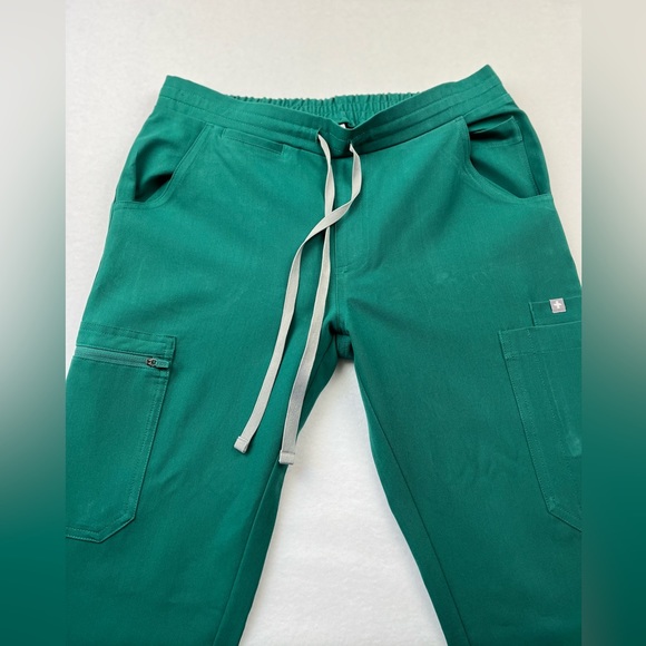 FIGS Kade Cargo Pants Hunter Green Gray Drawstring Womens Size XS Scrub Bottom - Picture 6 of 7